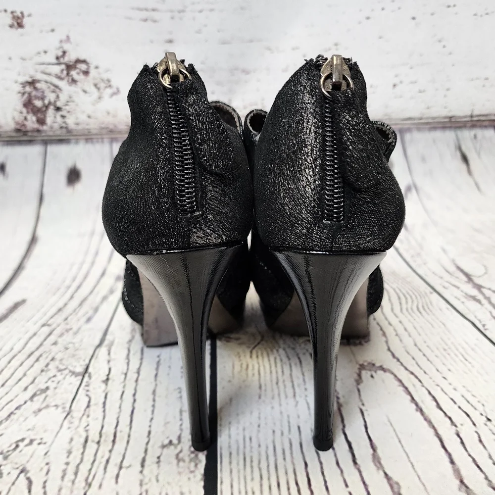 Isola Dallan Metallic Black Silver Platform Leather Heels‎ Size 9
